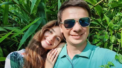 Дмитрий Комаров устроил юной жене романтический сюрприз на день рождения
