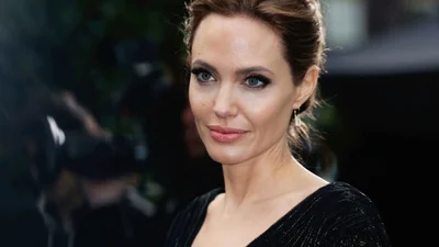 Анджелине Джоли приписали отношения с коллегой – это женщина