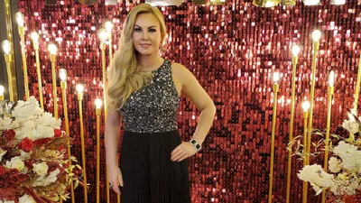 Певица Камалия остригла свои роскошные волосы и сделала коротенькое каре