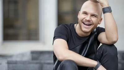 Влад Дарвін розказав, як робив пропозицію руки та серця коханій