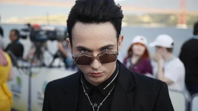 MELOVIN признался, был ли у него секс на первом свидании