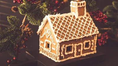 Пряничный домик: 20 идей декора вкусного рождественского символа