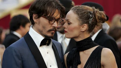 Джонні Депп відсвяткував Різдво с ексдружиною та дітьми в Парижі