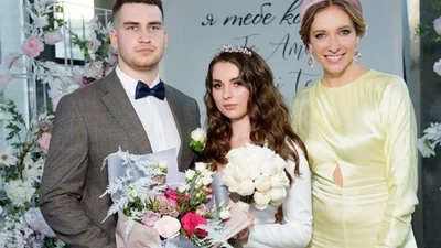 Дочь Кузьмы поделилась роскошными фото со своей свадьбы
