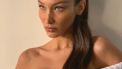 Белла Хадід перевершила сама себе у вмінні бути сексуальною крихіткою