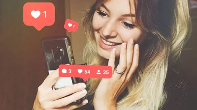 Соцмережі vs реальність: швейцарська блогерка постібалася над типовими фото в Instagram