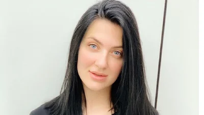 Давай коротше: Сніжана Бабкіна зробила собі ще сміливішу стрижку