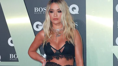 Виктория и Дэвид Бекхэм рассорились с Ритой Орой, и вот почему