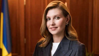 Ділова красуня: Олена Зеленська опублікувала перше нове фото в новому році