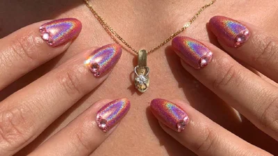 Назвали 5 нових трендів манікюру 2020 року