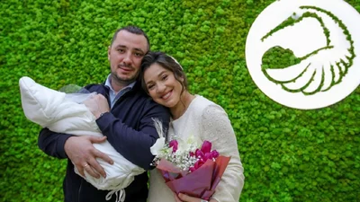 Мамино счастье: Наталка Карпа показала эксклюзивные фото из родов