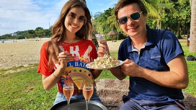 Дмитро Комаров зізнався, як вони з дружиною підтримують стосунки на відстані