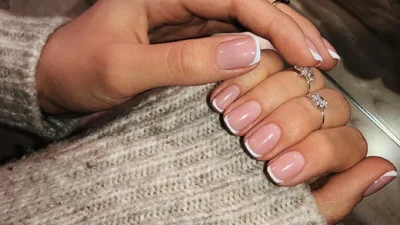 Французский маникюр снова вернулся в моду
