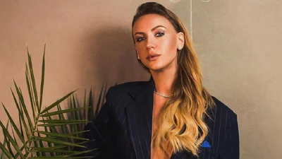 Леся Нікітюк випустила дебютну пісню і їй радять йти на Євробачення