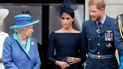 Елизавета II уговаривает принца Гарри развестись с капризной Меган Маркл