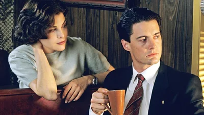 30 лет спустя: как изменились актеры знаменитого сериала "Твин Пикс"