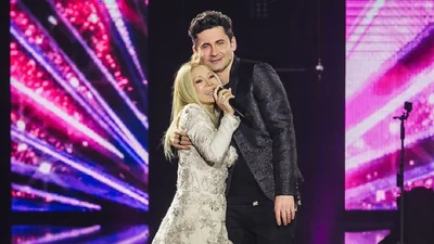 Мама Дана Балана виконала весільну пісню на "Голосі країни" і ось реакція Тіни Кароль