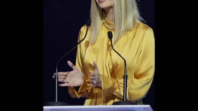 Іванка Трамп із донькою самі зробили захисні маски й стали зірками інтернету