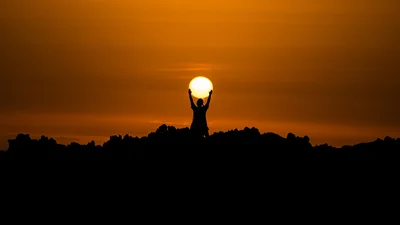 Ці надточні знімки сонця, зроблені вченими, нагадують фотошоп