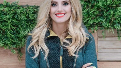 Ирина Федишин в спортивках показала, что в этом году сажала картошку (фотодоказательства)