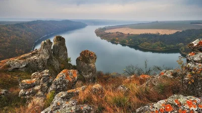 Український музикант заміксує електронні мотиви і звуки Дністровського каньйону онлайн
