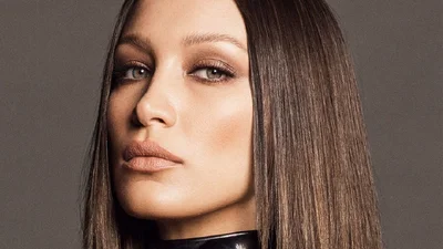 Красотка Белла Хадид рискнула и самостоятельно постриглась дома