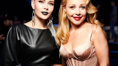 Юлія Саніна показала архівне відео, де вона - учасниця шоу, а Тіна Кароль - його ведуча