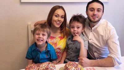 Alyosha и Тарас Тополя объявили, что станут родителями, и снялись в фотосессии