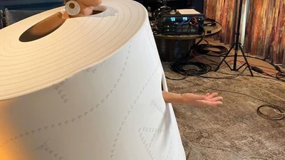 Кэти Перри перевоплотилась в смешную туалетную бумагу, но фаны забеспокоились - почему?