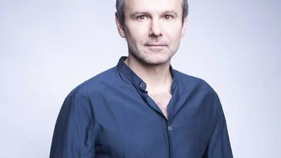 Святослав Вакарчук показал свое детское фото, и он с годами совсем не изменился