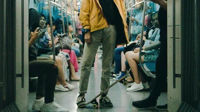 Быстро и далеко: ученые смоделировали, как коронавирус распространяется в метро