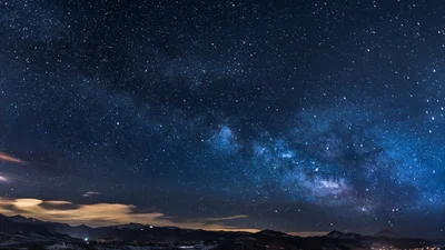NASA показало вражаюче фото зі скупченням яскравих та різнокольорових зірок