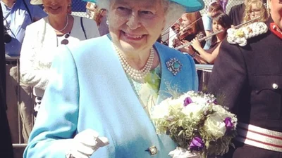 Букингемский дворец показал фото молодой Елизаветы по случаю 67-й годовщины ее коронации