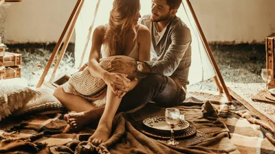 Британським парам, які не живуть разом, заборонили займатися сексом