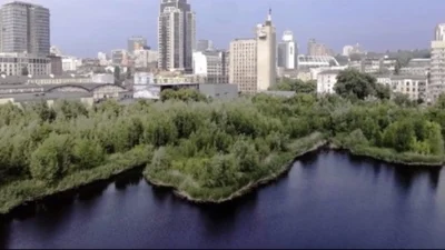 В Киеве нашли озеро в форме кота, и теперь на него грандиозные планы
