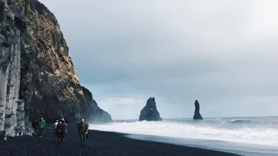 Пляжі Ісландії настільки очистилися від туристів, що стали ще прекраснішими