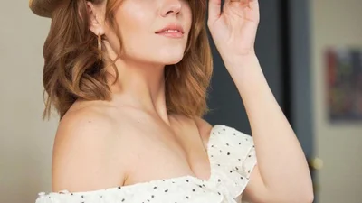 Alyosha растопила сердце фанов старыми черно-белыми фото с папой