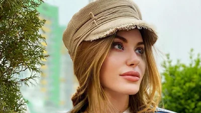 Або дитина, або ковбаска: Слава Камінська неочікувано показала вагітний животик