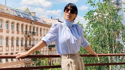 Три поколения: Маша Ефросинина тронула редким кадром с дочкой и мамой