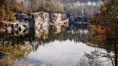 ТОП каньйонів та кар'єрів України з приголомшливими видами за версією тревел-блогера