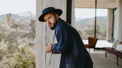 MONATIK написал новое стихотворение, которое залайкали даже другие артисты