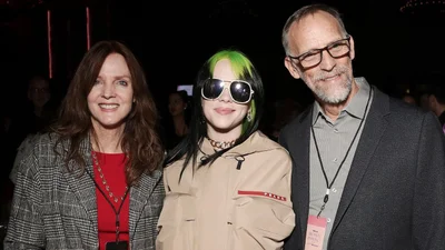 Билли Айлиш настолько фанатела от Джастина Бибера, что ее родители всерьез обеспокоились