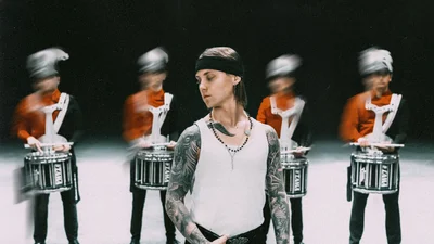 KAZKA, подвинься: Артем Пивоваров выпустил клип на трек "Дежавю", что станет летним хитом