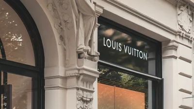 Оце так новина: бренд Louis Vuitton випускає ювелірні прикраси для навушників