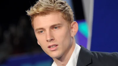 Бойфренд Меган Фокс впервые поделился романтичным фото с актрисой