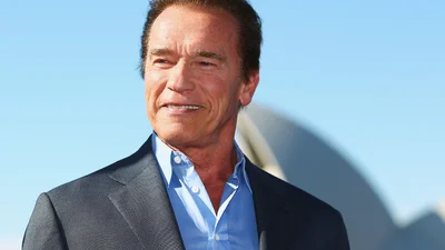 Діти Арнольда Шварценеггера показали фото з молодим актором на честь його дня народження