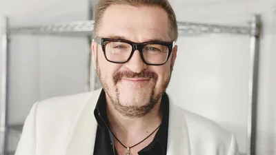 Я їх поважаю: Олександр Пономарьов вперше розповів про стосунки з ексдружинами