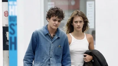 Рідкісні кадри: папараці підловили сина Джонні Деппа на побаченні з коханою