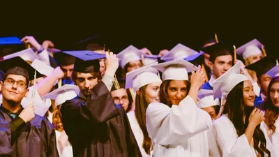 Мир восхищается итальянцем, который в 96 лет осуществил мечту и стал бакалавром философии