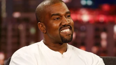 Канье Уэст представил новую коллекцию одежды для своей предвыборной кампании